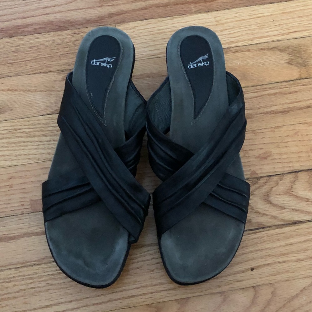 Black Dansko sandals Size 41/ US 10